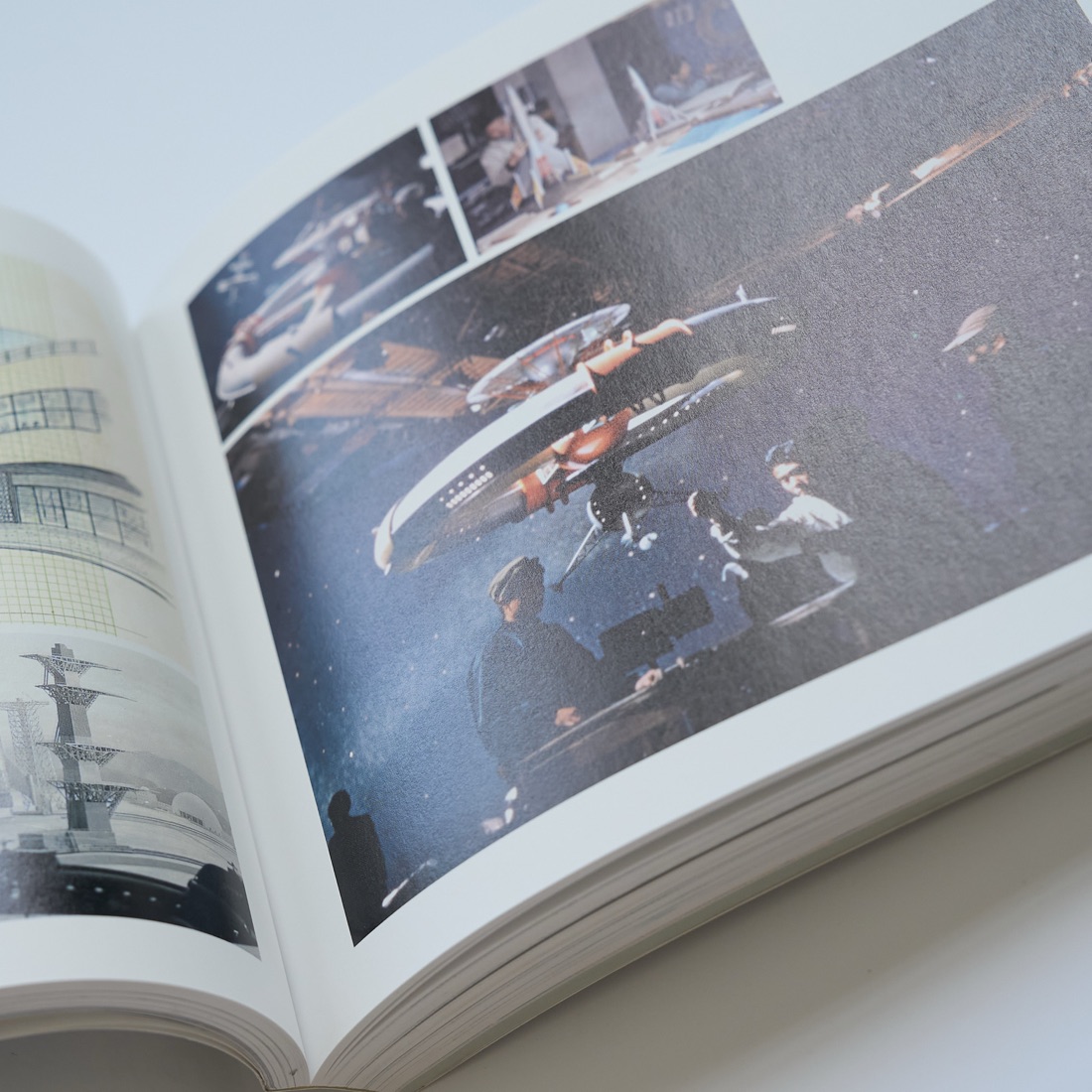 Yasuyuki Inoue Exhibition Catalogue, photograph 9